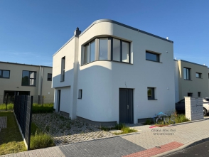 Prodej - dům/vila 105 м²