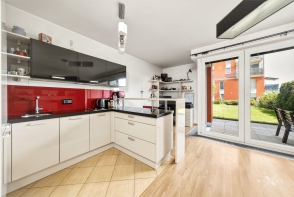 Квартира 1+кк 124 м²