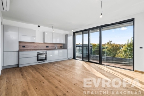 Prodej bytu, 4+kk, 105 m²