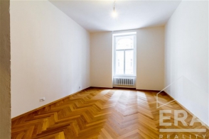 Квартира 3+1, 119 м² в Праге 2
